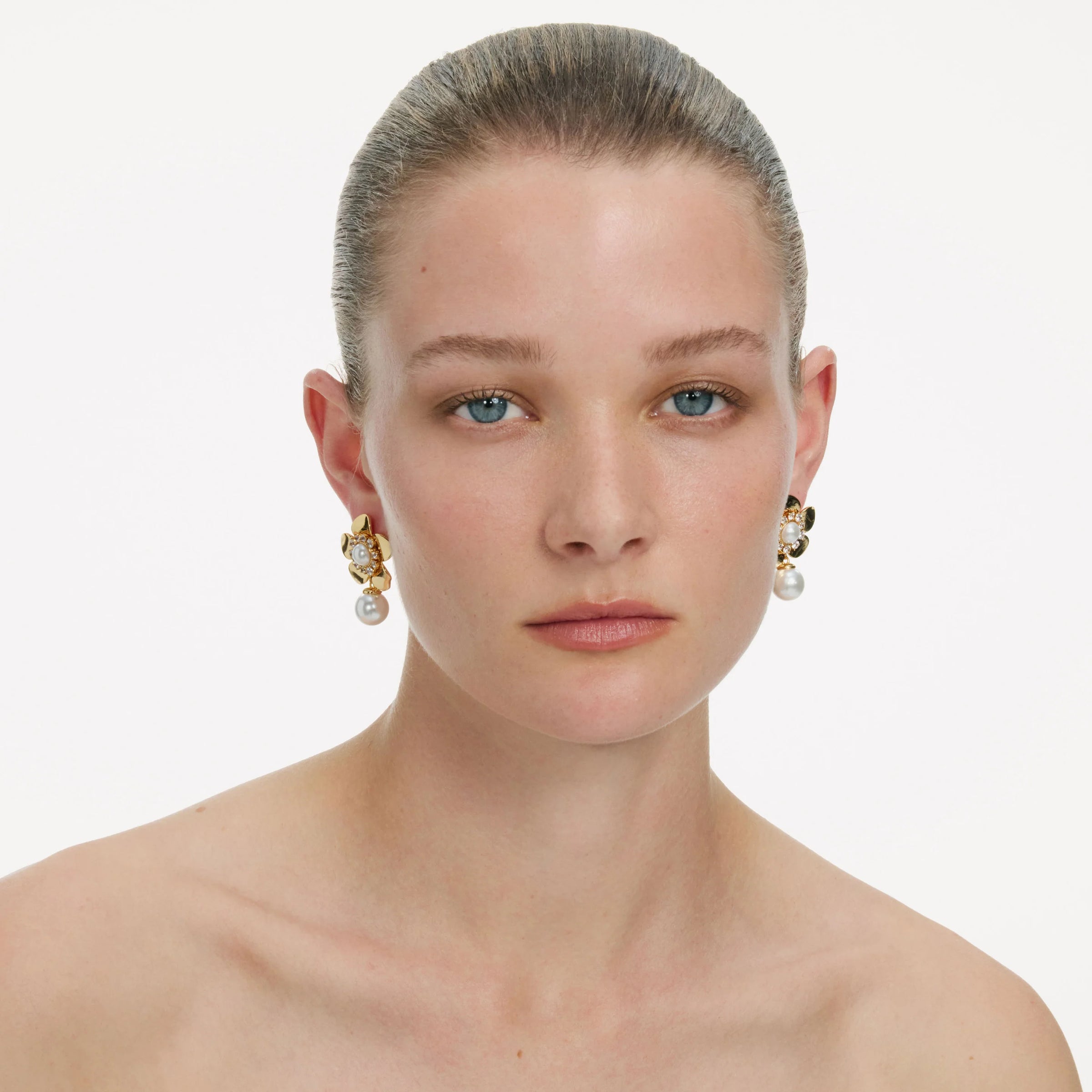 Self-Portrait Gold Flower Pearl Earrings Gold