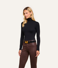 L'Agence 5558MJT-BLAC pull Lani à col roulé et manches longues Black