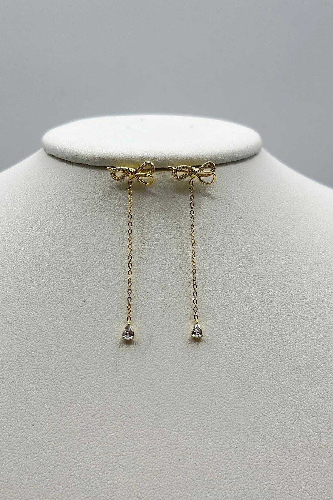 Elen Henderson Bow and Hanging Crystal Earrings