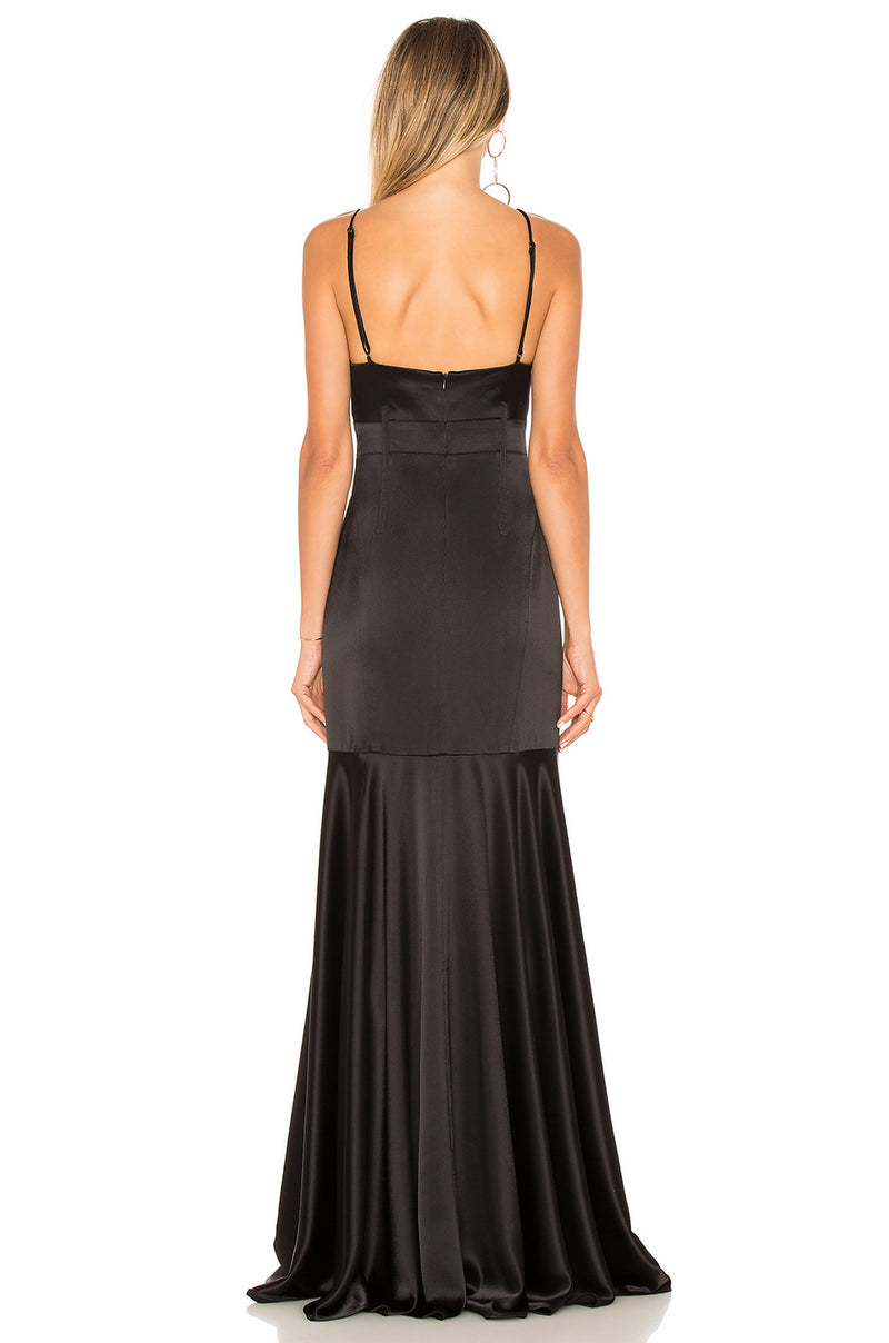 JILL JILL STUART Black Satin V-Neck A-Line Gown. Robe de soirée noire - Très Chic 